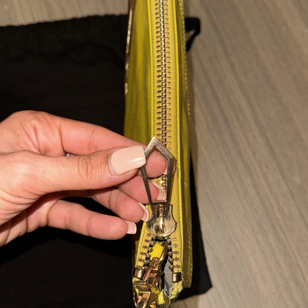 Botkier Bag - Picture 3 of 5